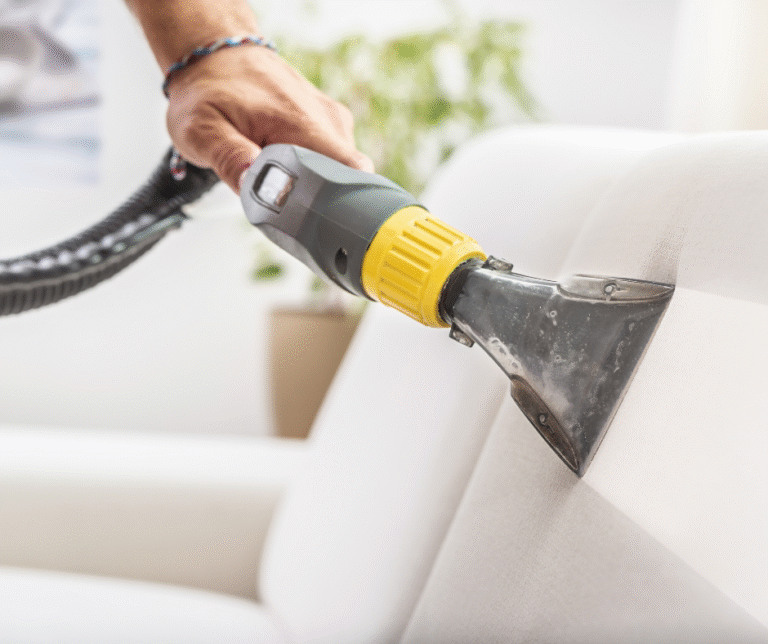 تنظيف كنب الابيض